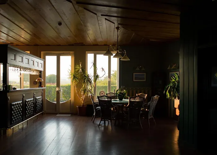 Chateau Bernhart Homestay szállás *